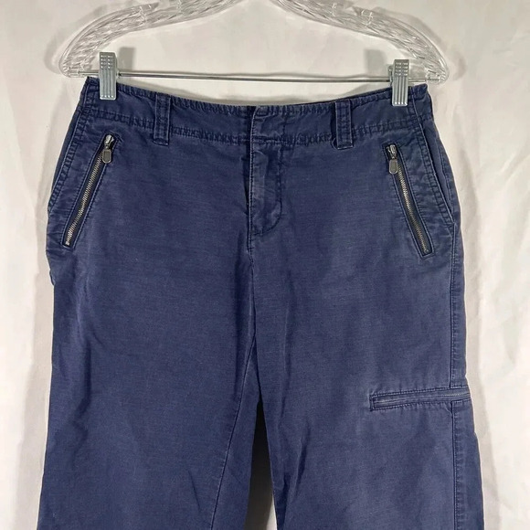 Eddie Bauer Hiking Pants Women's 4 Blue Zip Pockets Cargo Capri 100% Cotton - Picture 2 of 9